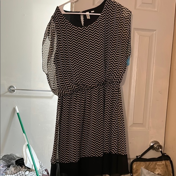 Tacera Black and White Asymmetrical Sundress - Picture 1 of 1